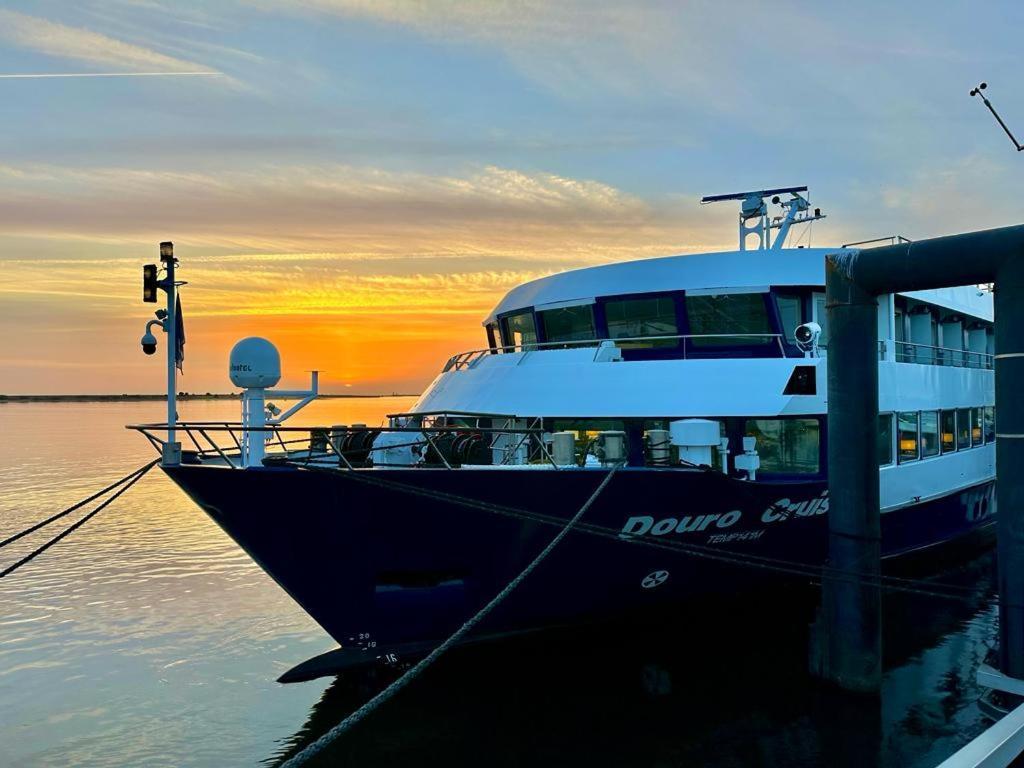 Douro Cruiser Hotel Vila Nova de Gaia Buitenkant foto